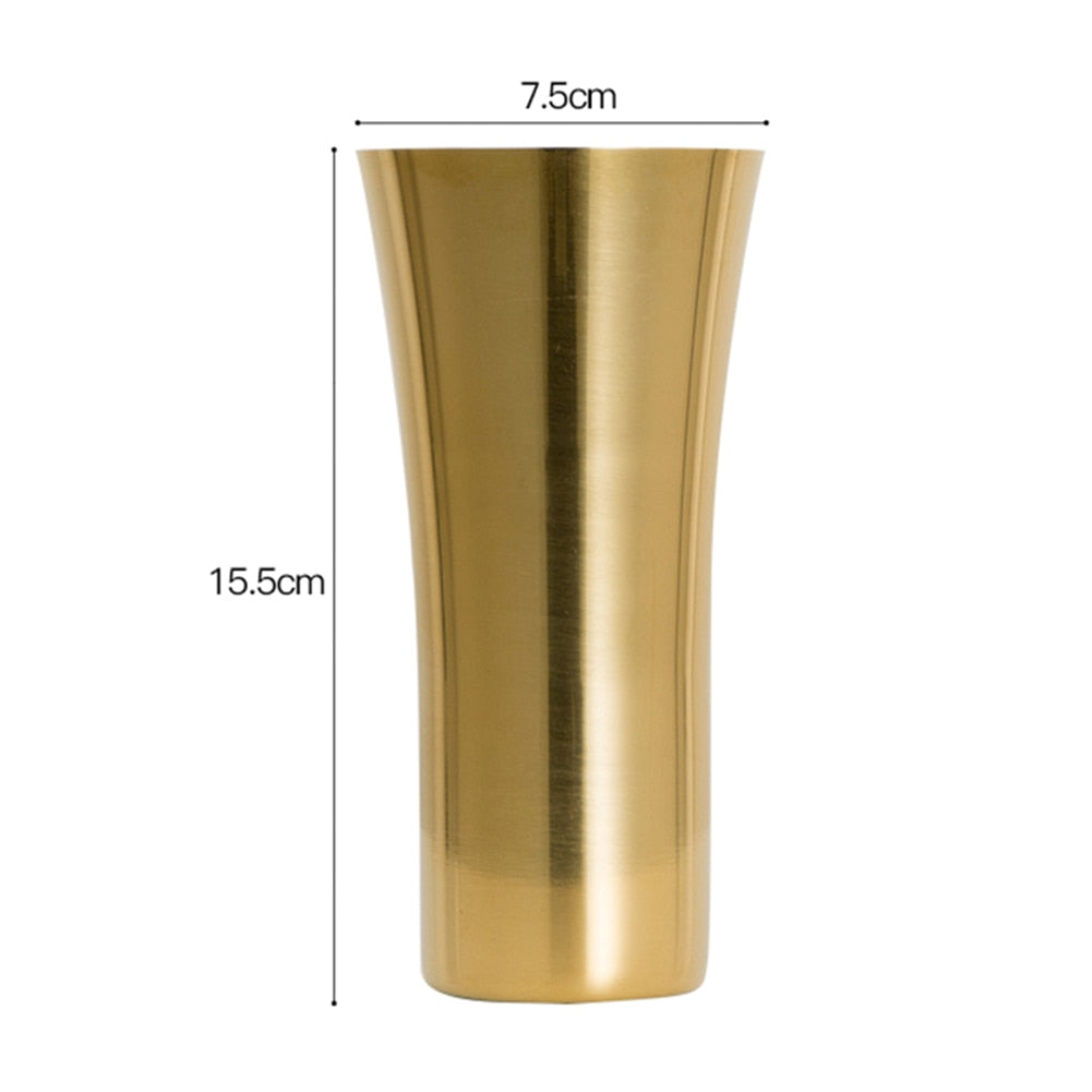 Becher-Vase
